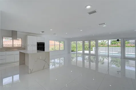 773 Woodcrest Road Key Biscayne FL 33149