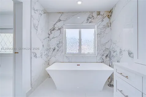 773 Woodcrest Road Key Biscayne FL 33149