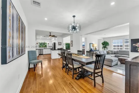 2220 SW 25th Street Miami FL 33133