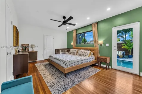 2220 SW 25th Street Miami FL 33133