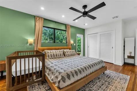 2220 SW 25th Street Miami FL 33133