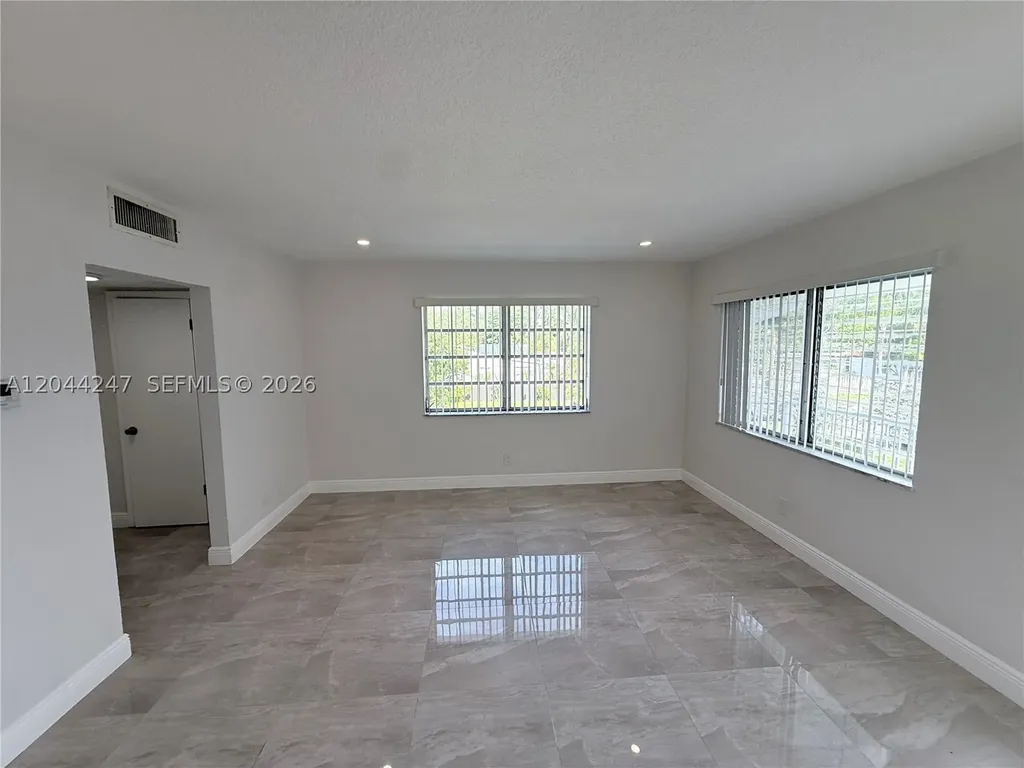1515 S 14th Avenue Hollywood FL 33020