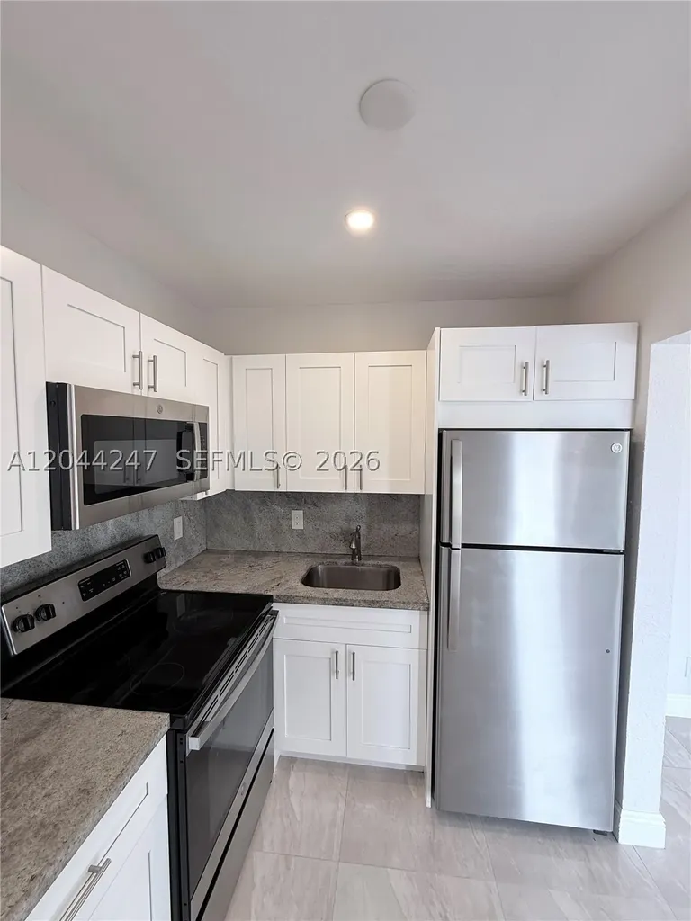 1515 S 14th Avenue Hollywood FL 33020