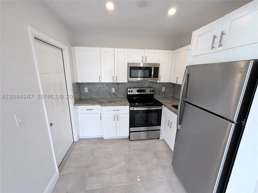 1515 S 14th Avenue Hollywood FL 33020