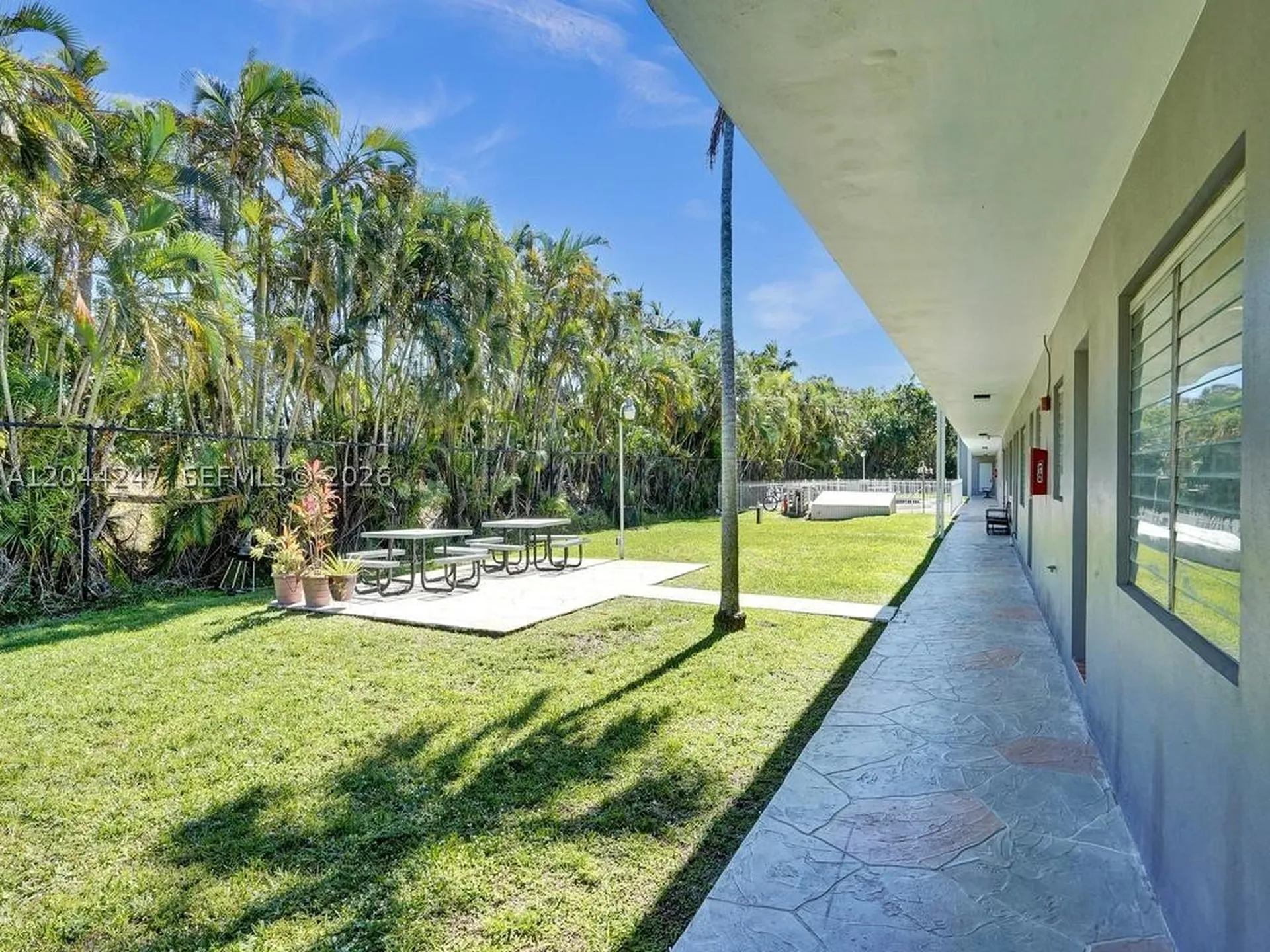 1515 S 14th Avenue Hollywood FL 33020