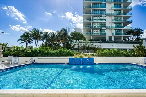 6917 Collins Avenue Miami Beach FL 33141