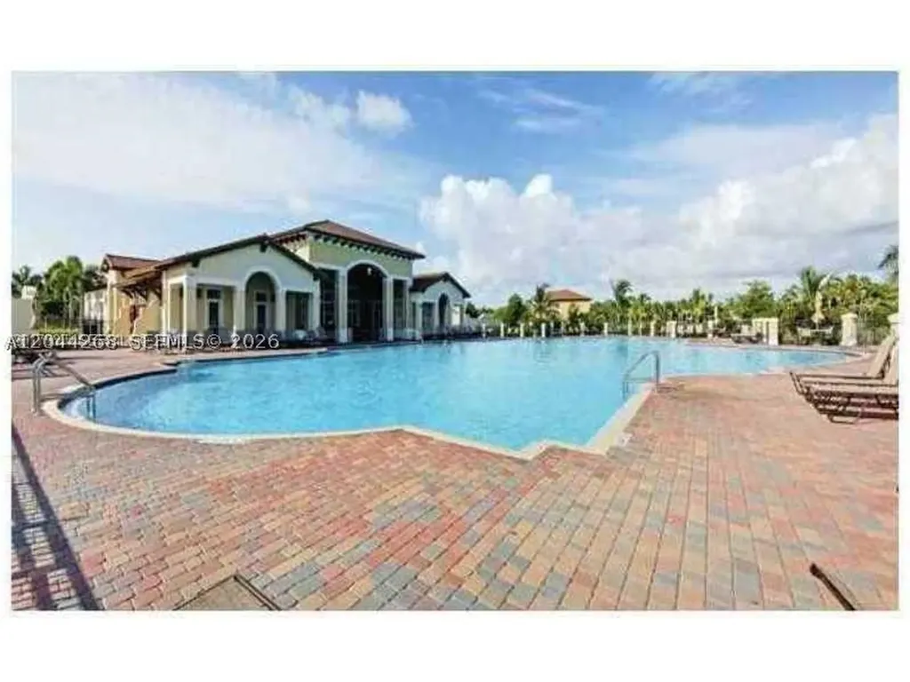 9209 SW 227th Street Cutler Bay FL 33190