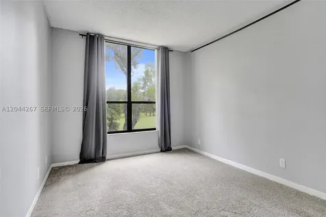 7850 W Mcnab Road Tamarac FL 33321