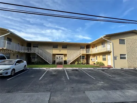 1765 Venice Lane North Miami FL 33181
