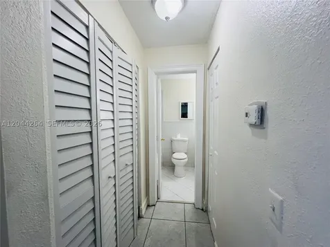 2050 NW 89th Avenue Pembroke Pines FL 33028