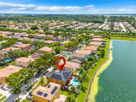3906 NE 20th Street Homestead FL 33033