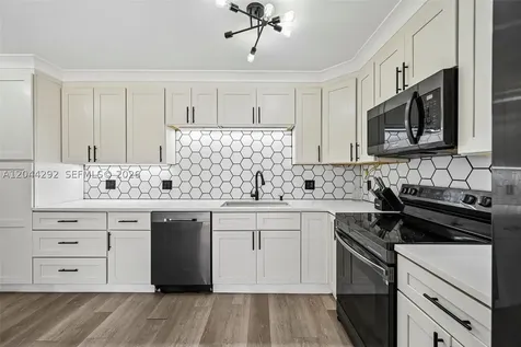 5016 50th Way West Palm Beach FL 33409