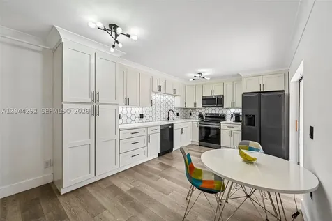 5016 50th Way West Palm Beach FL 33409