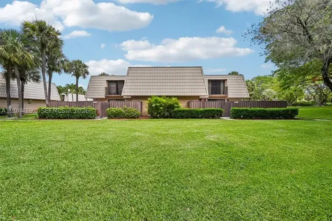 5016 50th Way West Palm Beach FL 33409