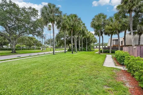 5016 50th Way West Palm Beach FL 33409
