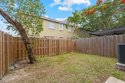 1452 SE 25th Avenue Homestead FL 33035
