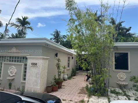 1338 N Venetian Way Miami FL 33139