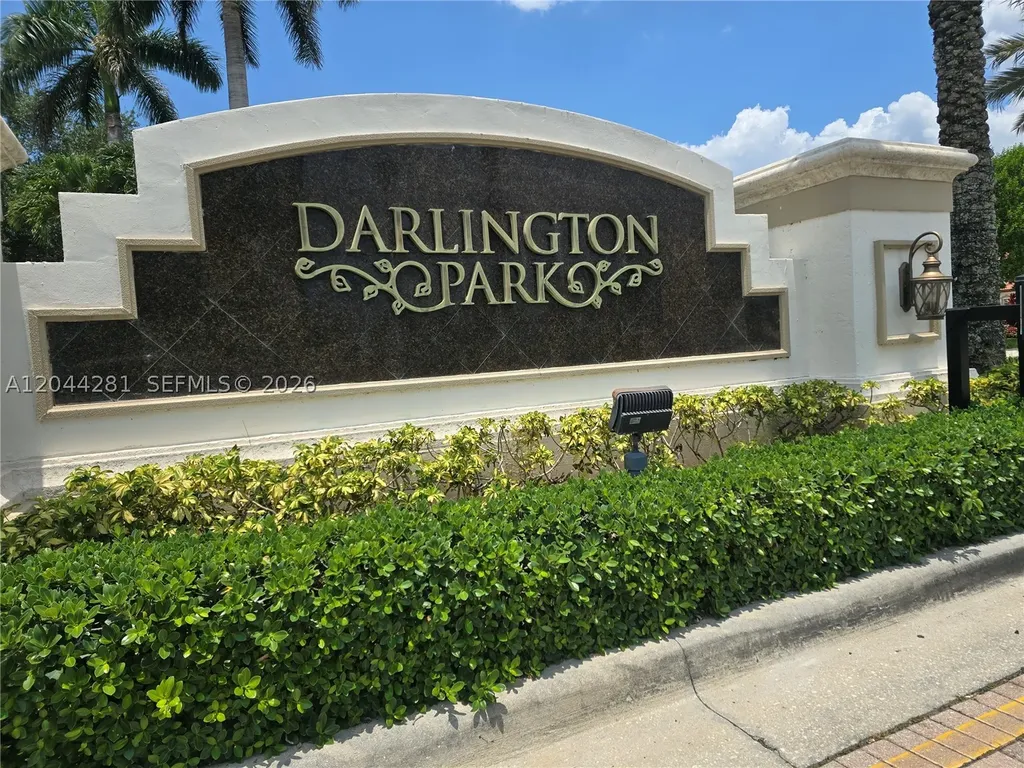 9738 Darlington Place Cooper City FL 33328