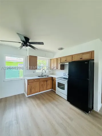 2423 Jeffcott Street North Fort Myers FL 33901