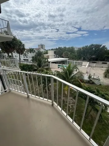 1967 S Ocean Boulevard Lauderdale By The Sea FL 33062