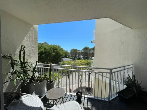 7280 SW 90th Street Miami FL 33156