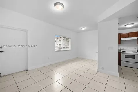 2421 W 78th Street Hialeah FL 33016
