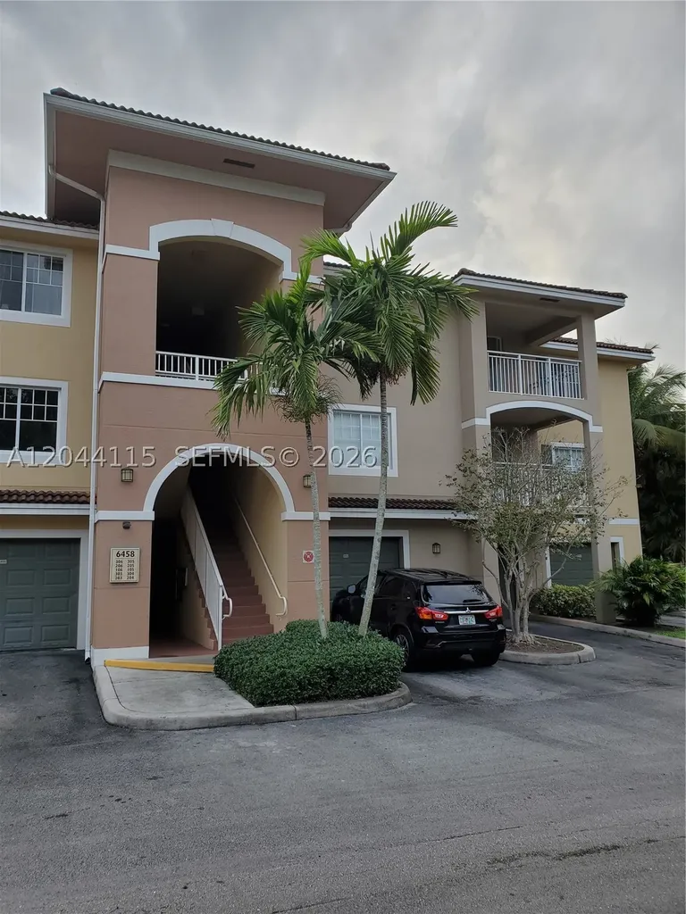6458 Emerald Dunes West Palm Beach FL 33411