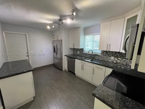 432 Palmetto Drive Miami Springs FL 33166