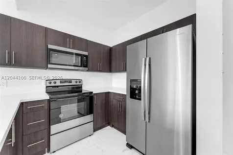 1 Curtiss Parkway Miami Springs FL 33166