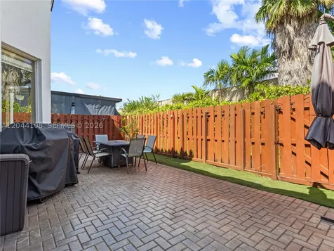 7086 NW 116th Court Doral FL 33178