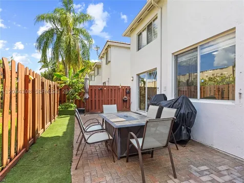 7086 NW 116th Court Doral FL 33178