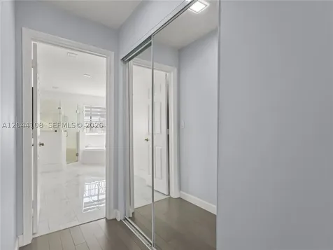 7086 NW 116th Court Doral FL 33178