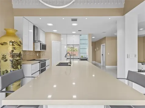 7086 NW 116th Court Doral FL 33178