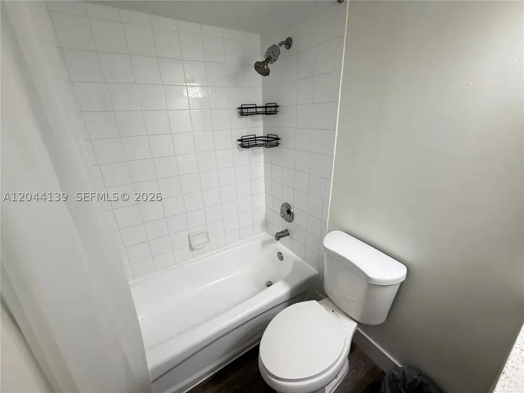 2711 Ocean Club Boulevard Hollywood FL 33019