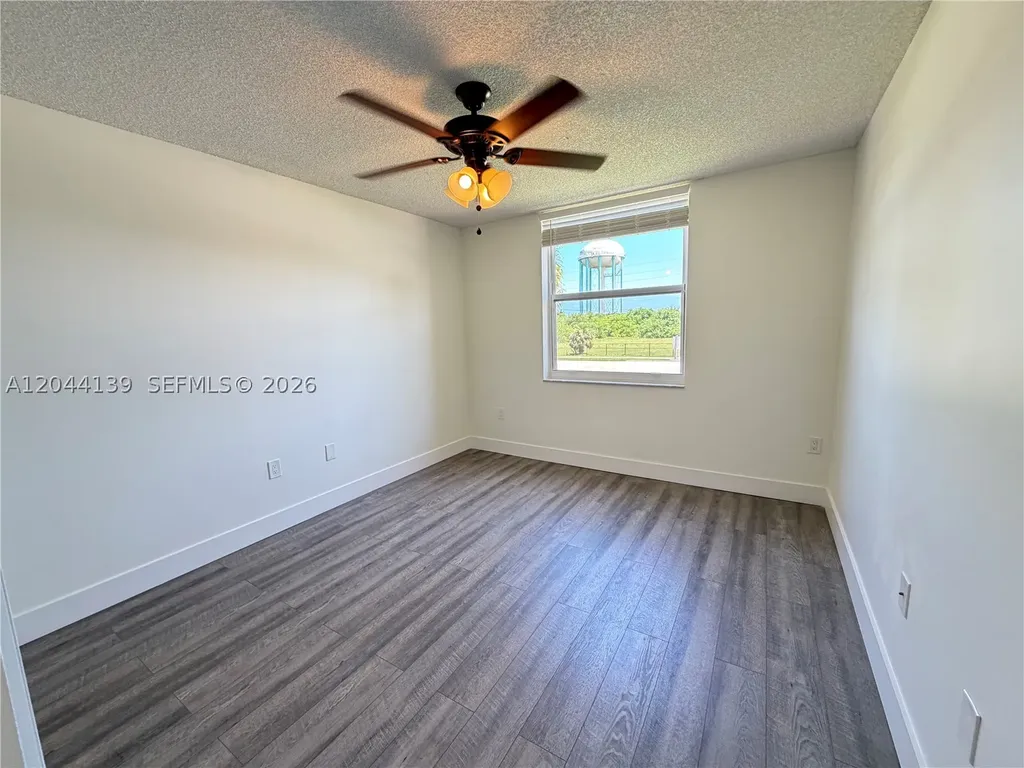 2711 Ocean Club Boulevard Hollywood FL 33019