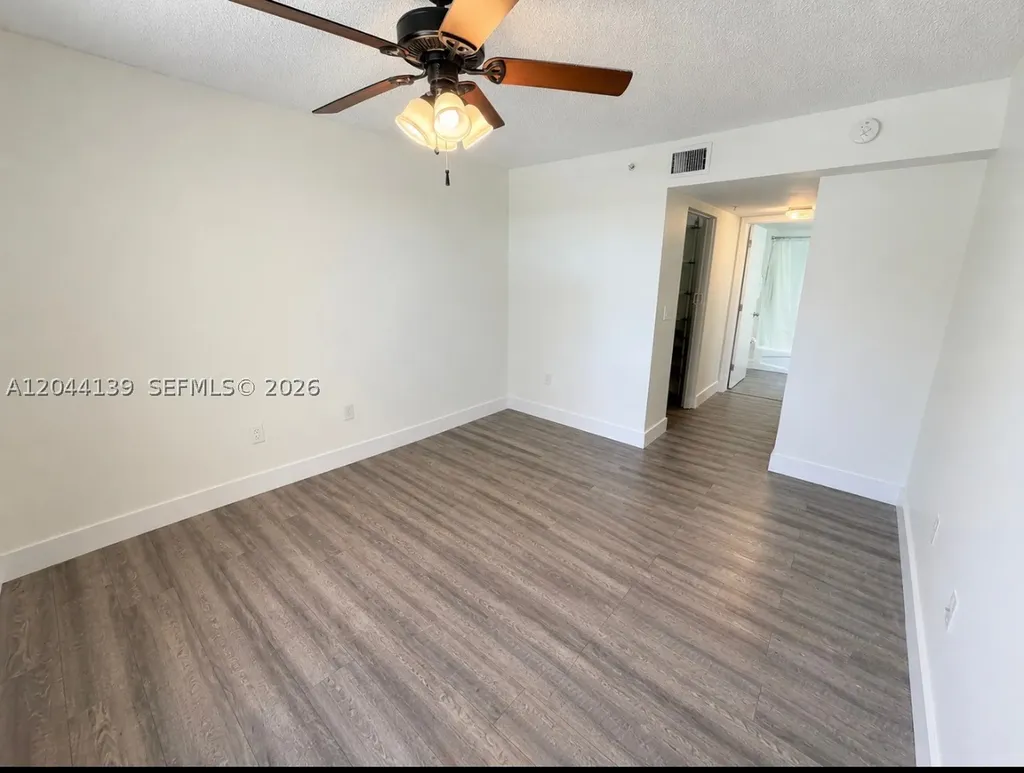 2711 Ocean Club Boulevard Hollywood FL 33019