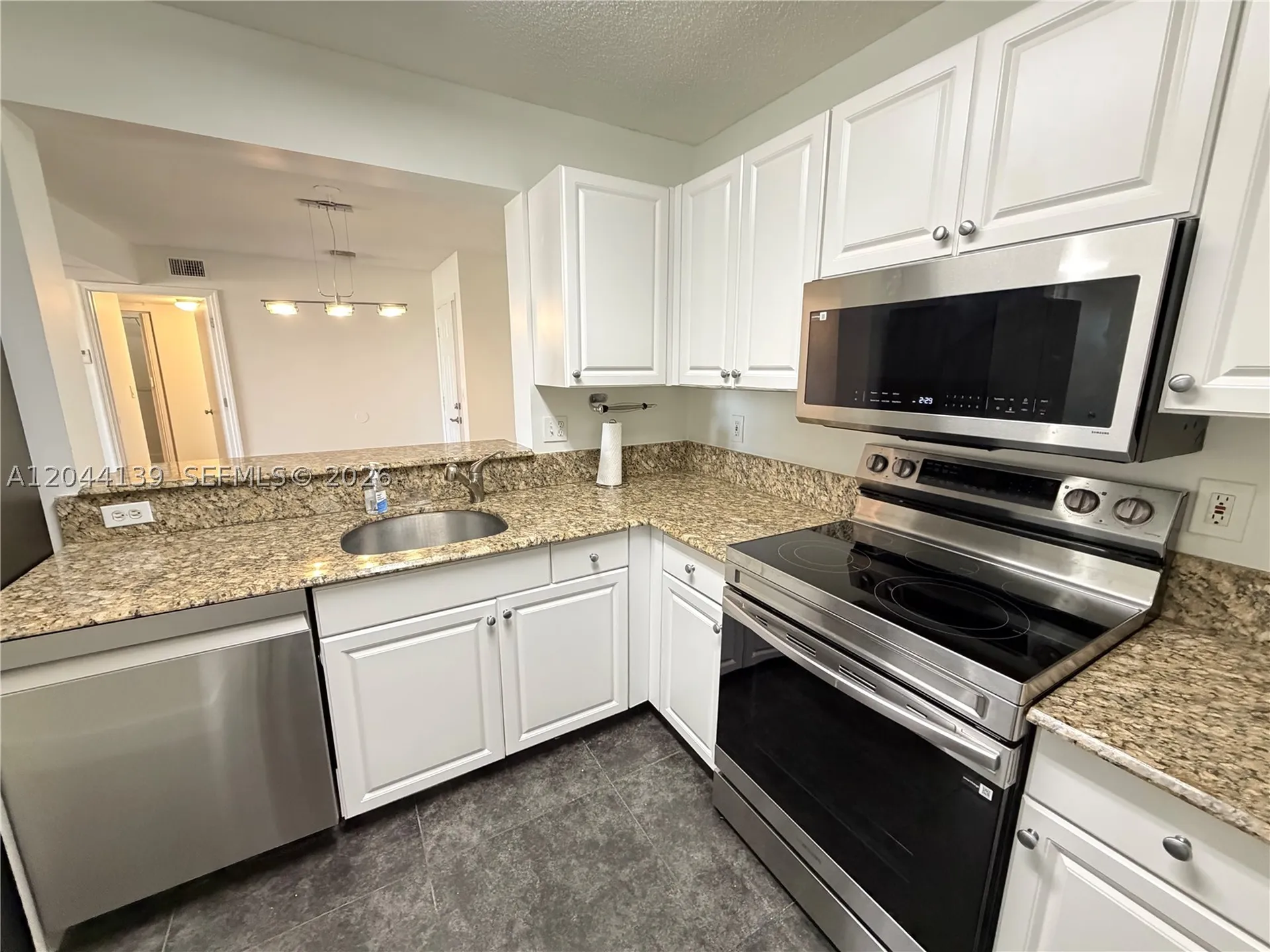 2711 Ocean Club Boulevard Hollywood FL 33019