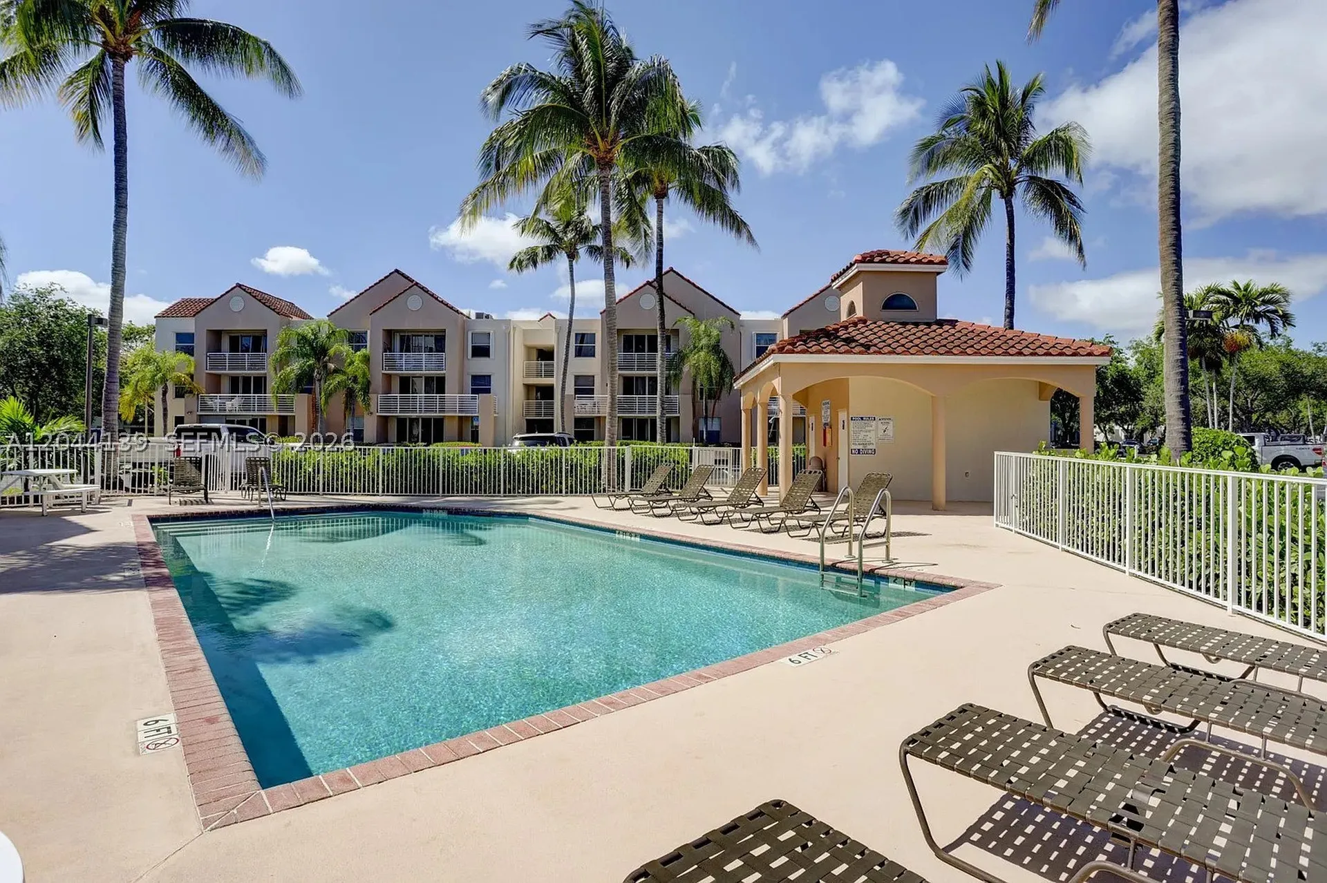 2711 Ocean Club Boulevard Hollywood FL 33019