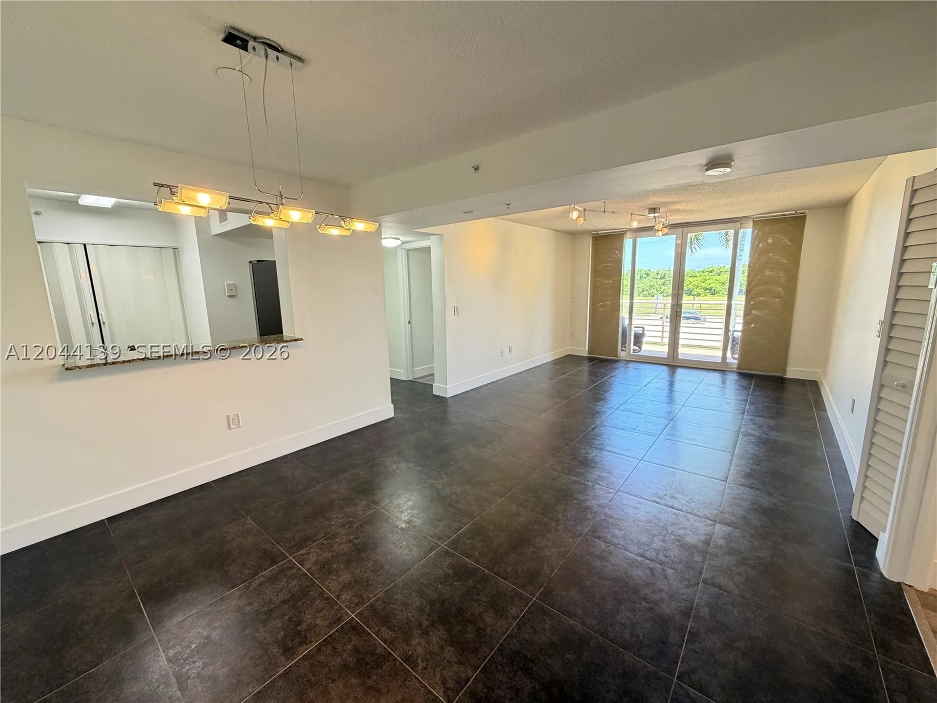 2711 Ocean Club Boulevard Hollywood FL 33019