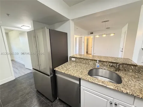 2711 Ocean Club Boulevard Hollywood FL 33019