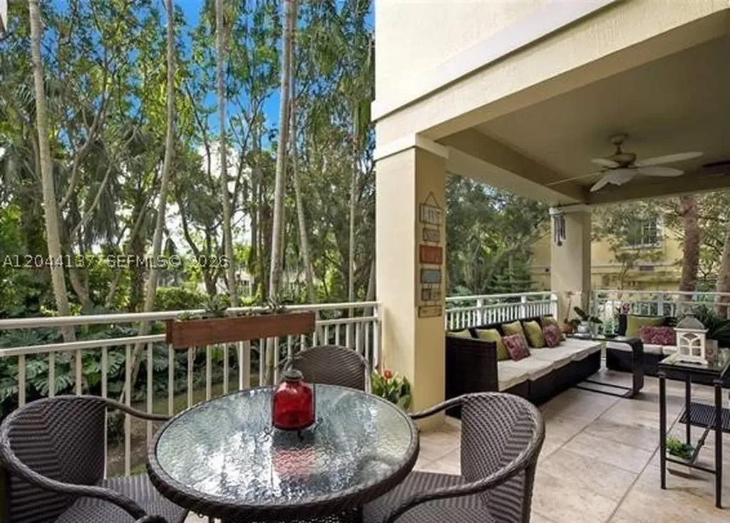 7622 SW 102nd Street Pinecrest FL 33156