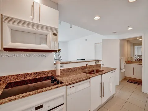 325 S Biscayne Boulevard Miami FL 33131
