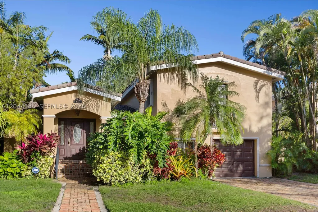 6315 Maynada Street Coral Gables FL 33146