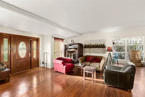 6315 Maynada Street Coral Gables FL 33146