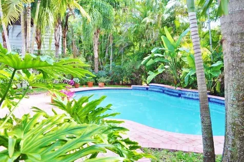 6315 Maynada Street Coral Gables FL 33146