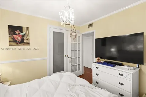 6315 Maynada Street Coral Gables FL 33146