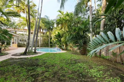 6315 Maynada Street Coral Gables FL 33146
