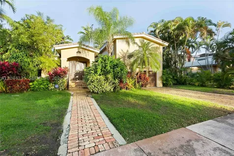 6315 Maynada Street Coral Gables FL 33146
