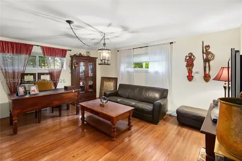 6315 Maynada Street Coral Gables FL 33146