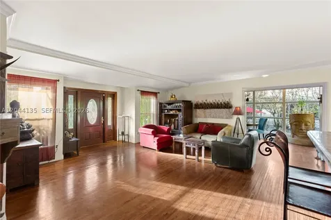 6315 Maynada Street Coral Gables FL 33146